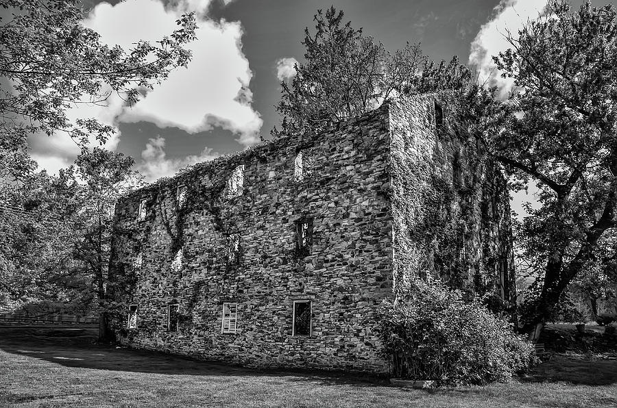 Bridgetown Mill House Ruin - Bucks County Pa in Black and White Photograph by Bill Cannon