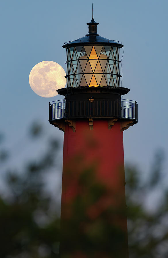 Bright Jupiter Lighthouse Moonrise May 2023 Photograph by Kim Seng