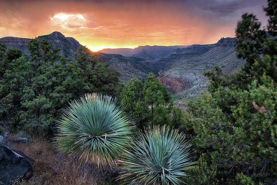 Brilliant Sunset over the Salt River Canyon near Globe Arizona Photograph by Dave Dilli