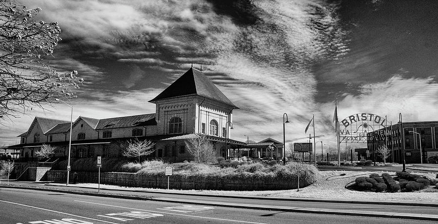 Bristol Union Railway Station Photograph by Jim Cook