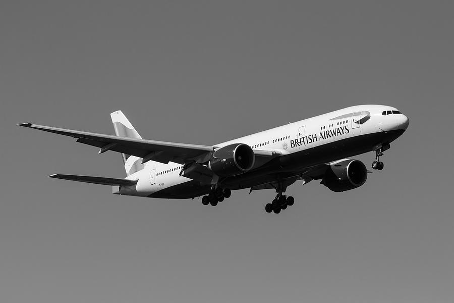 British Airways Boeing 777-236        X20 Photograph