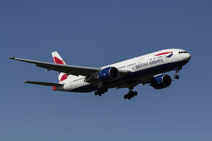 British Airways Boeing 777-236        X21 Photograph