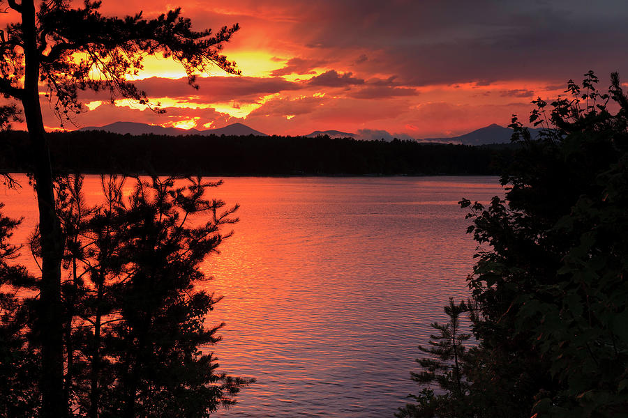 Broad Bay Sunset - Ossipee Lake, New Hampshire Photograph by John Rowe