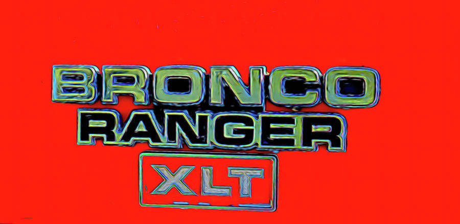 Bronco XLT Photograph by Cathy Anderson