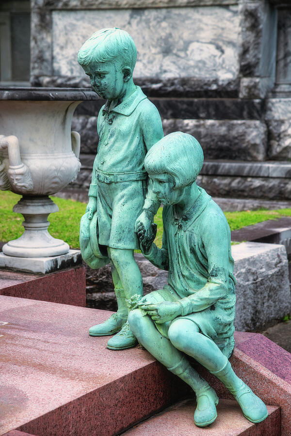 New Orleans Photograph - Bronze Children Statues by Robert J Wagner
