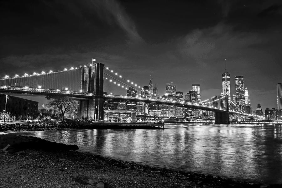 Brooklyn Bridge in Black and White New York Skyline Photograph by Toby McGuire