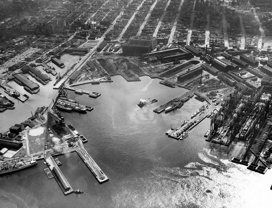 Brooklyn Navy Yard, 1918 Photograph by Granger - Fine Art America