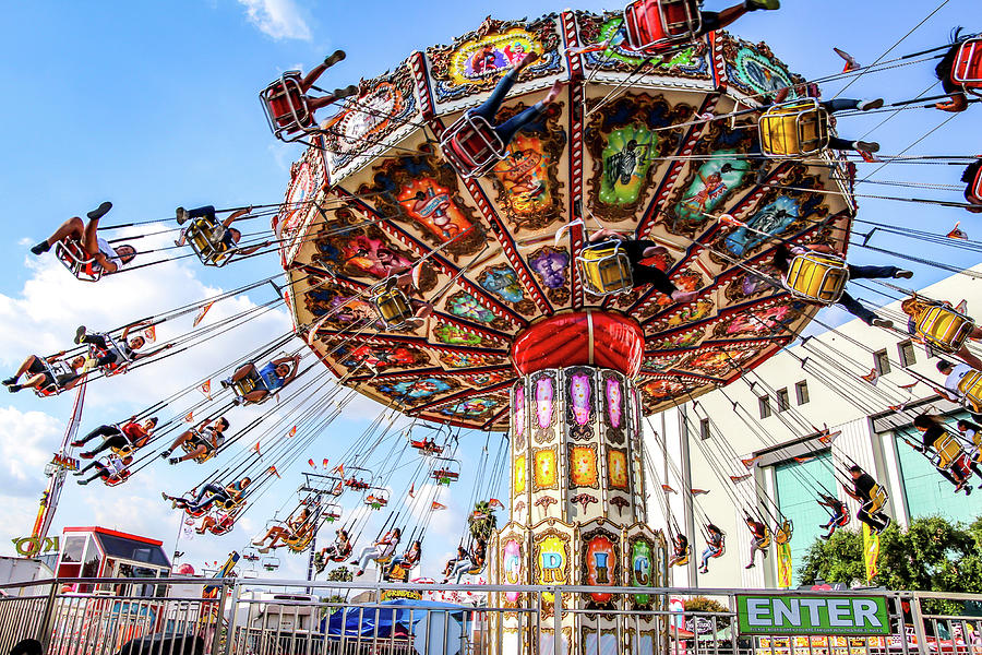 Bucket Swings Photograph by Leah Woodhall - Fine Art America