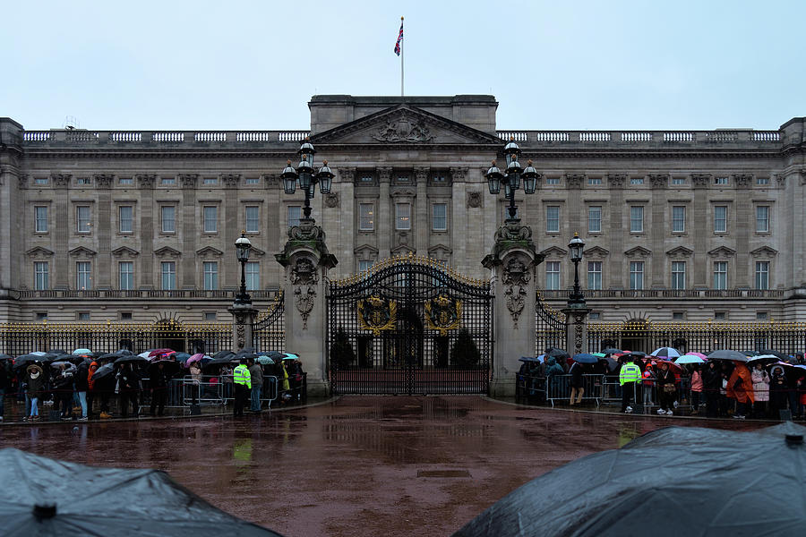 Buckingham Palace on a Rainy Day Photograph by Angelo DeVal