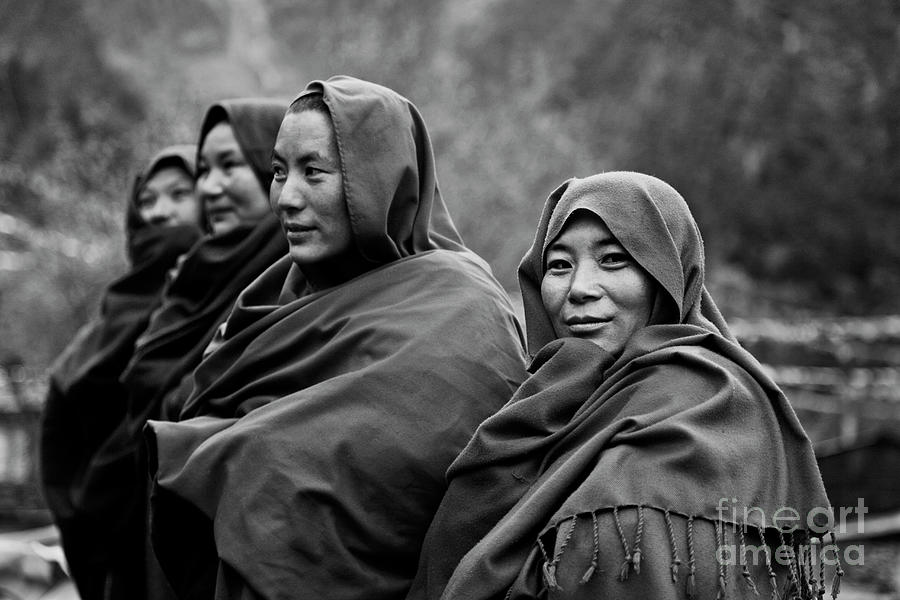 Buddhist Nuns - Nupri Nepal Photograph by Craig Lovell