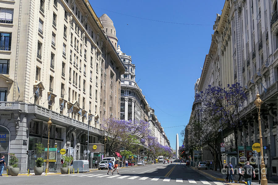 City Photograph - Buenos Aires by Rod Jones