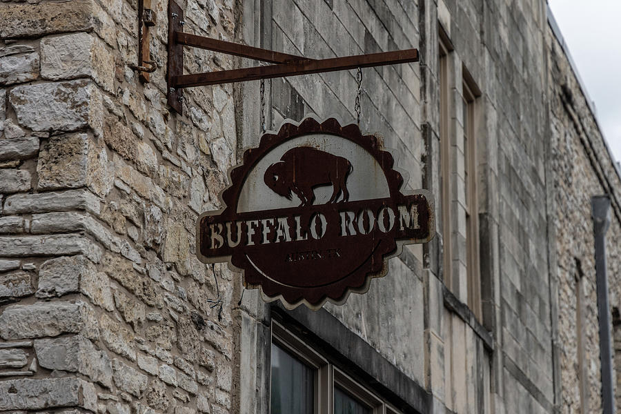 Buffaalo Room Austin Texas Photograph by John McGraw