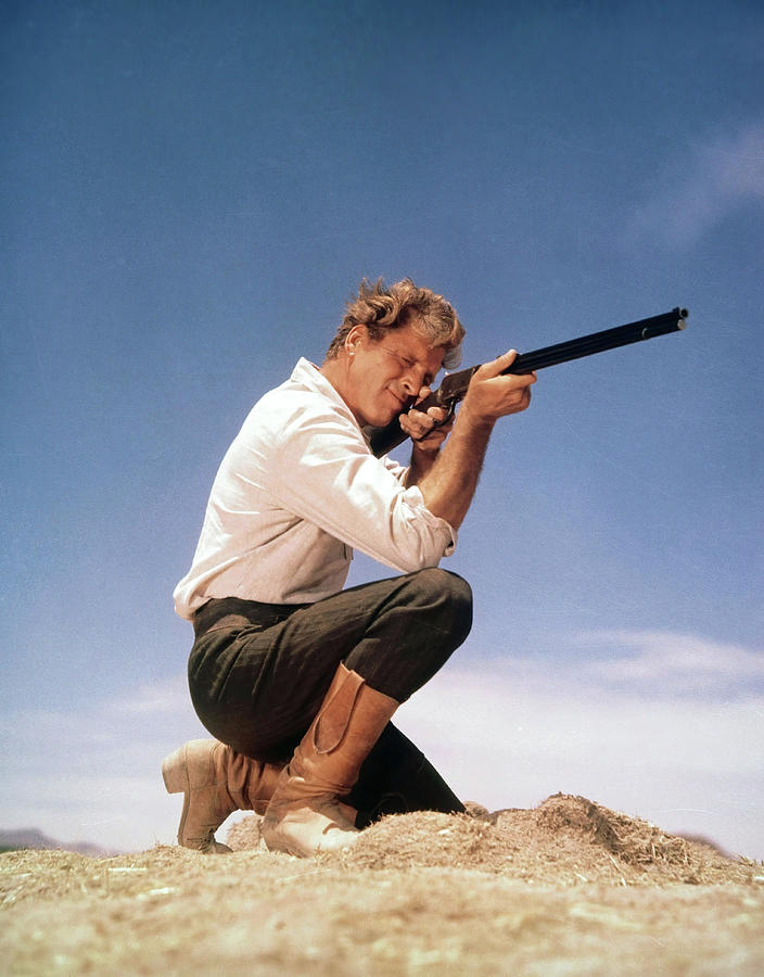BURT LANCASTER in THE UNFORGIVEN -1960-, directed by JOHN HUSTON. Photograph by Album
