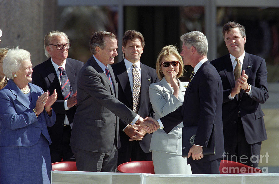 Bush And Clinton, 1997 Photograph by Sharon Farmer