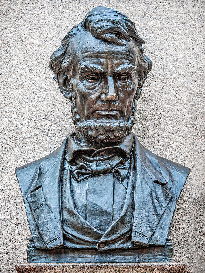 Bust Of Abraham Lincoln Gettysburg Photograph by Randy Steele