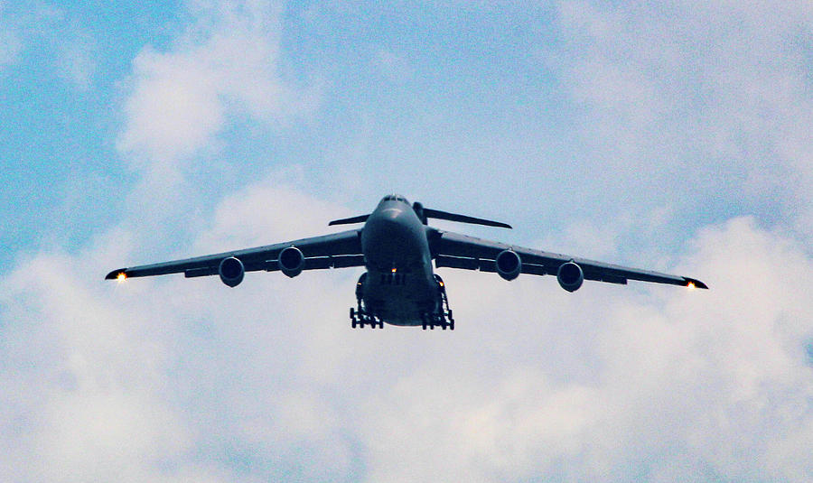 C 5 Galaxy coming in for a Landing Photograph by Bill Rogers