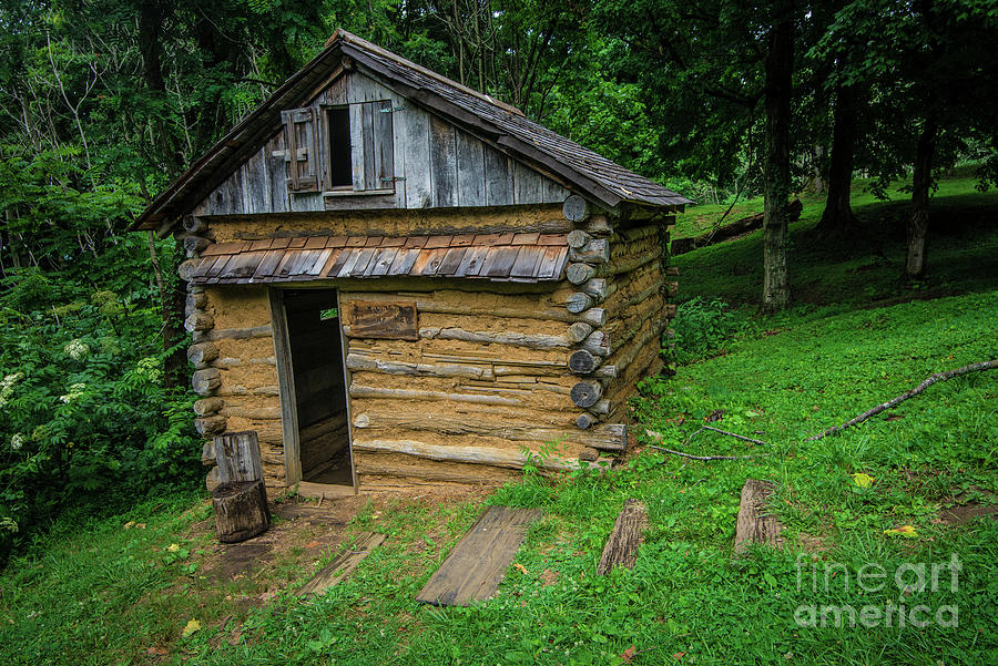 Cabin - Union Fort Duffield - West Point - Kentucky - 2 Photograph by Gary Whitton