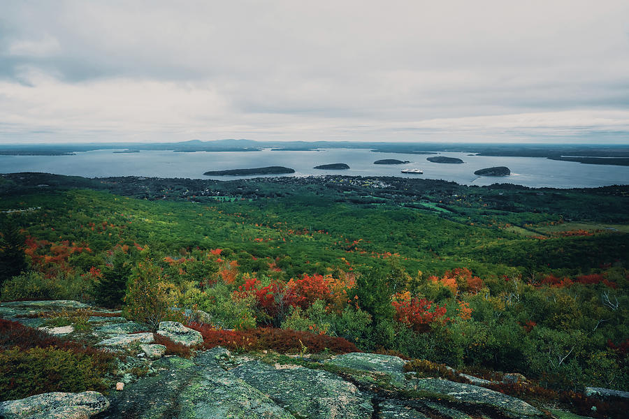 Cadillac Mountain Overlook In Fall Photograph by Dan Sproul