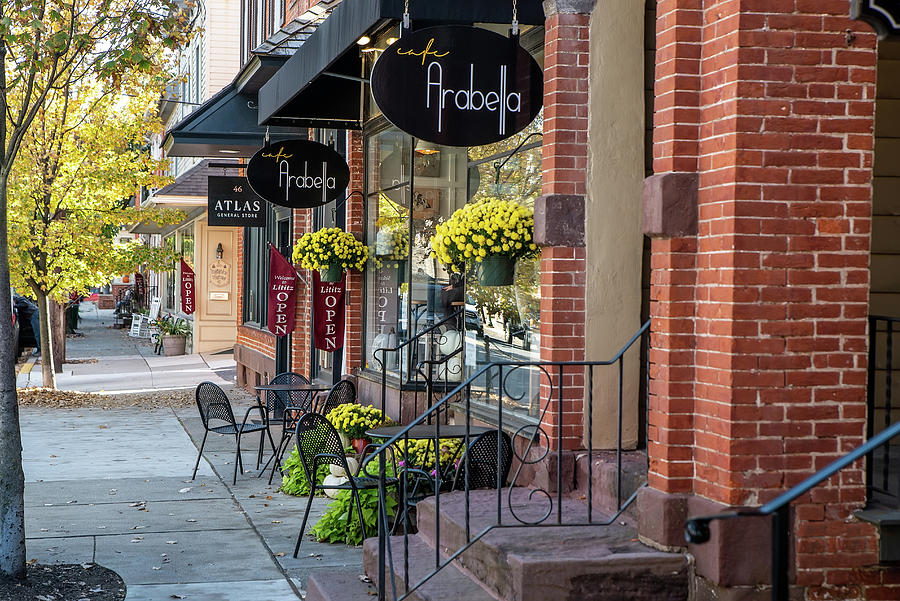 Cafe Arabella Photograph by Ed Taylor - Fine Art America