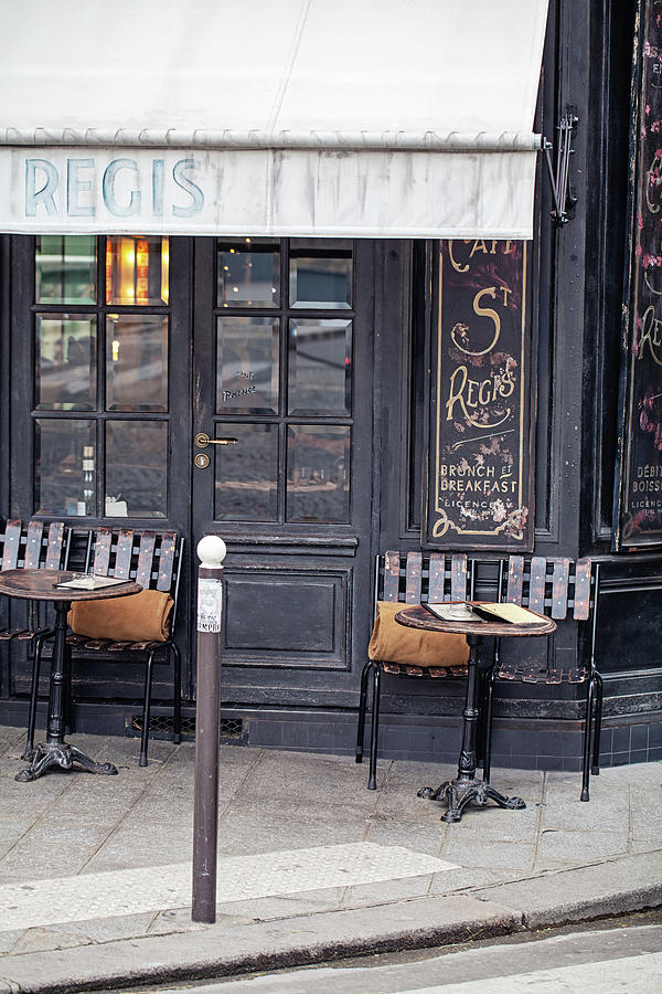 Cafe on Ile St. Louis Photograph by Melanie Alexandra Price