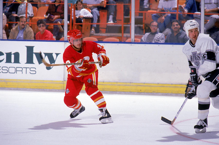 Calgary Flames v Los Angeles Kings Photograph by Mike Powell