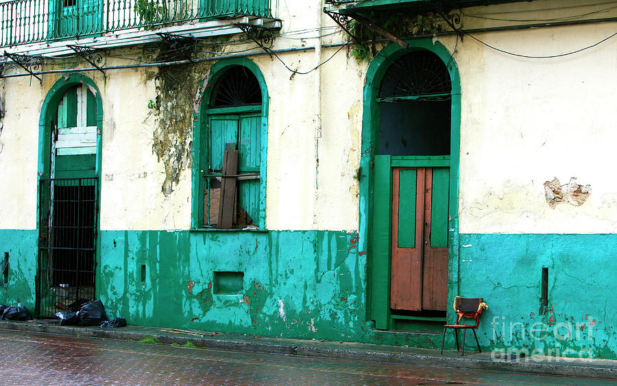 Calles de Ciudad de Panama Photograph by John Rizzuto