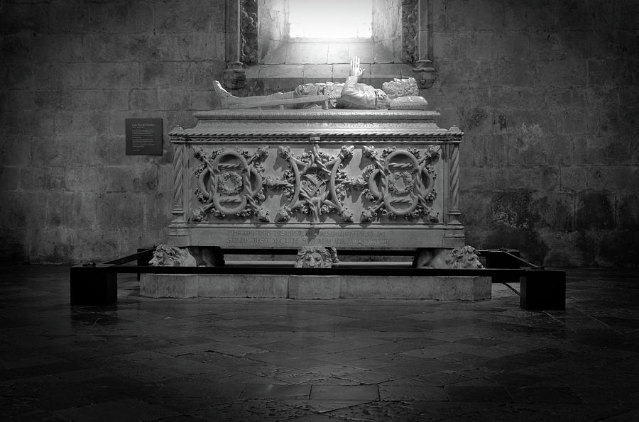 Camoes Tomb in Jeronimos Monastery Photograph by Angelo DeVal
