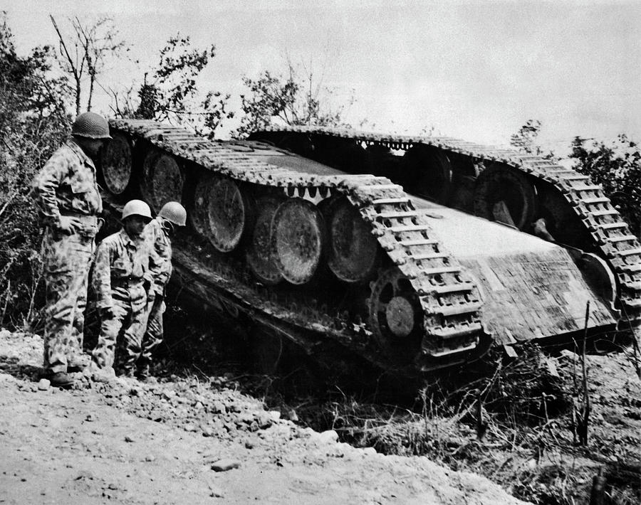 Camouflaged Soldiers In France Photograph by Underwood Archives - Fine ...