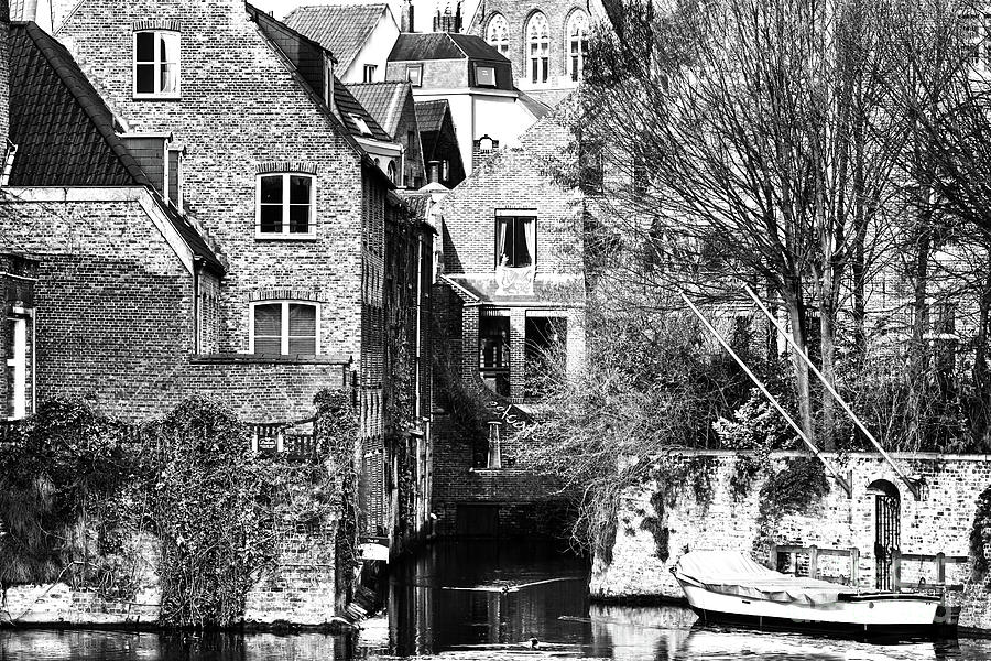 Canal Living in Bruges Belgium Photograph by John Rizzuto