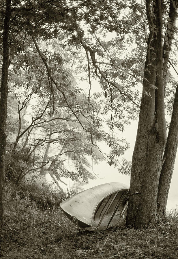 Canoe on the Grand River - Eaton Rapids, Michigan USA - Photograph by Edward Shotwell Canoe on the Grand River - Eaton Rapids, Michigan USA - Photograph by Edward Shotwell