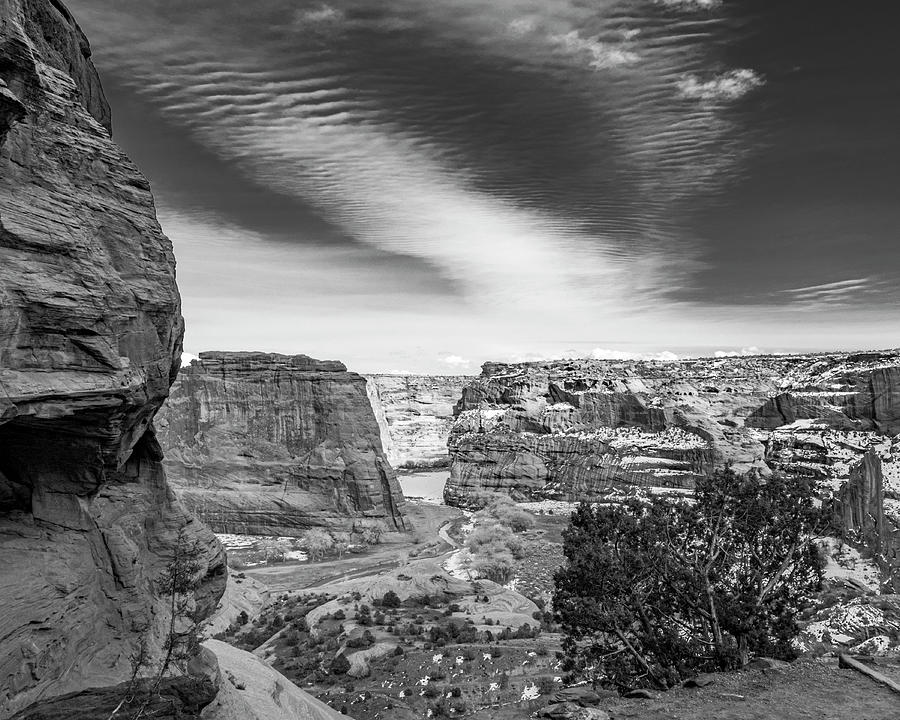 Canyon de Chelly from White House  Trail Photograph by Todd Bannor