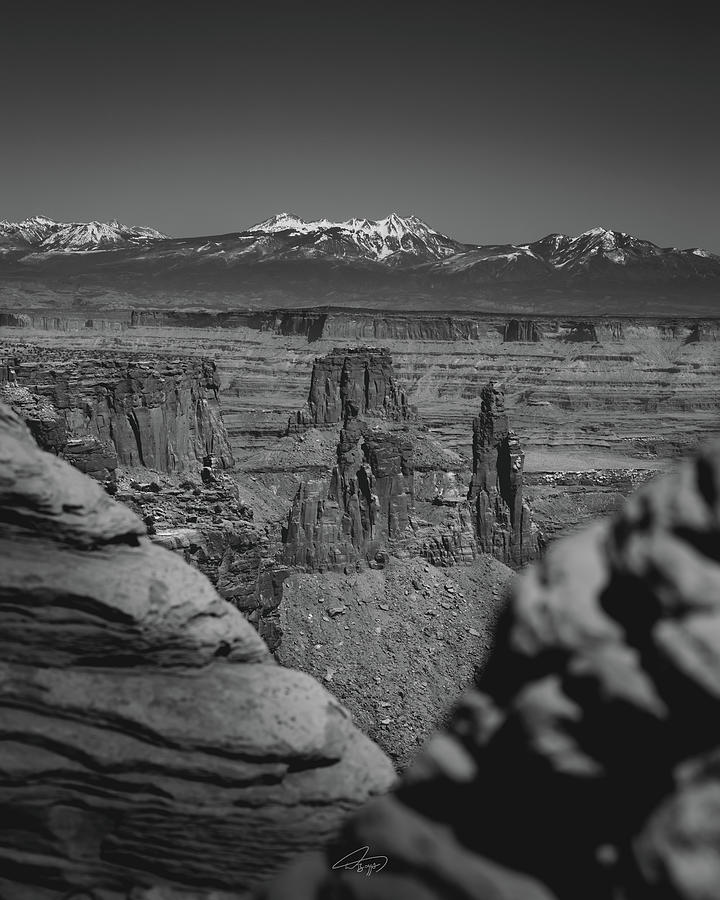 Canyonpeering BW Photograph by William Boggs