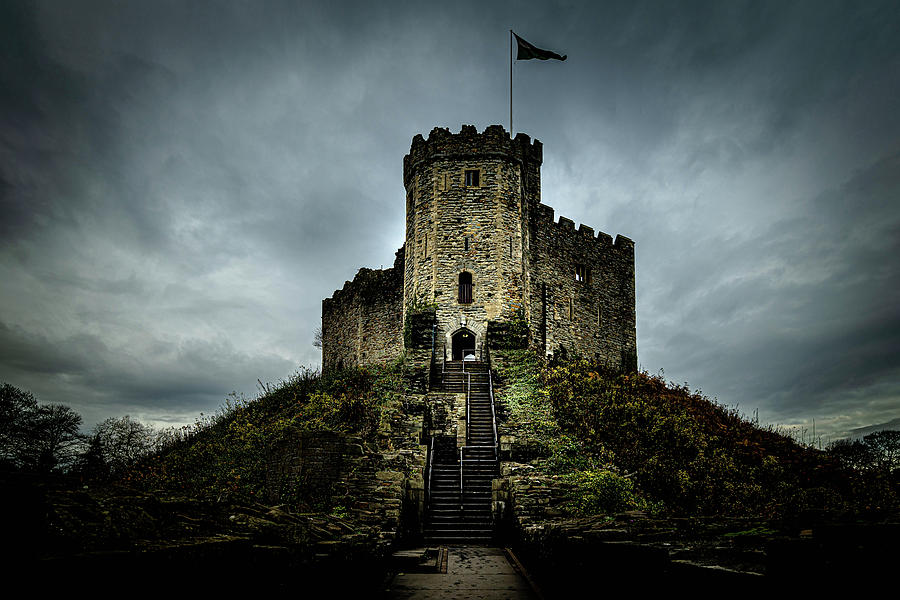 Cardiff Castle Photograph by Andrew Matwijec