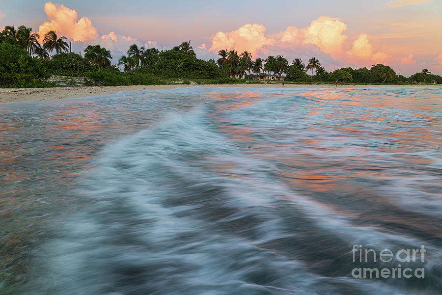 Caribbean waves Photograph by Yuri Santin