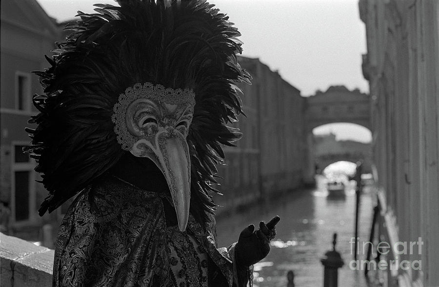 Carnevale Ponte dei Sospiri Photograph by Riccardo Mottola