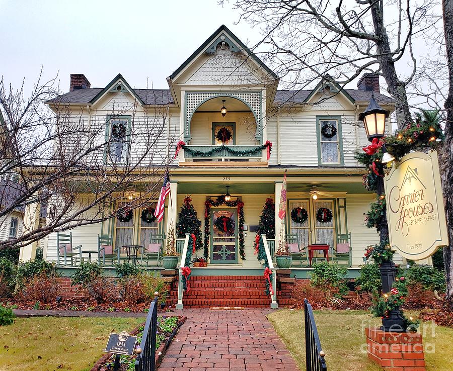 Carrier House Christmas #1 Photograph by Dave Hall - Fine Art America