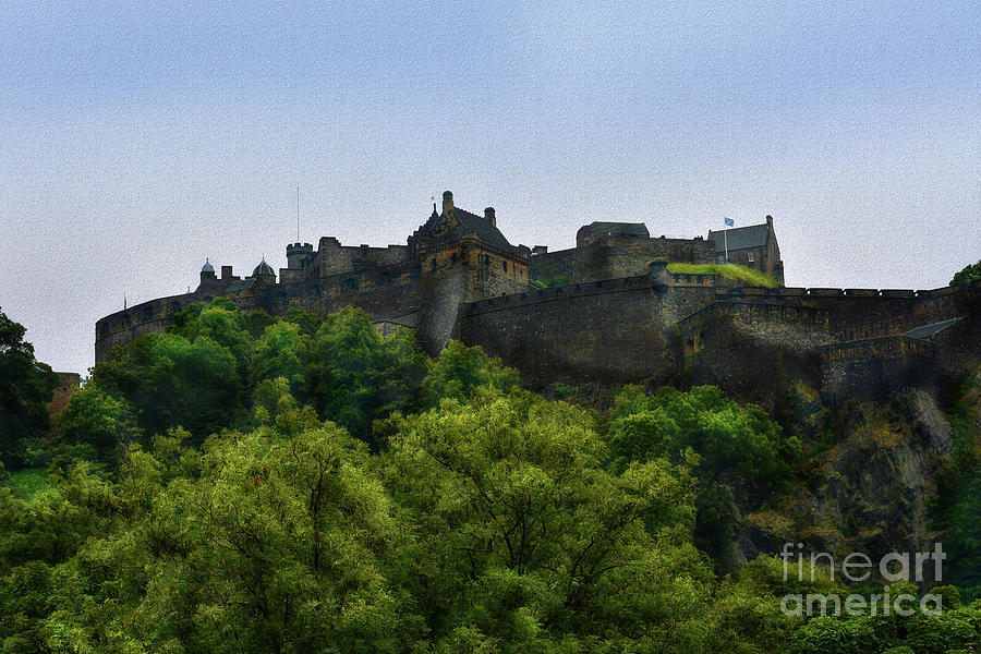 Castle on the Rock - Edinburgh Photograph by Yvonne Johnstone