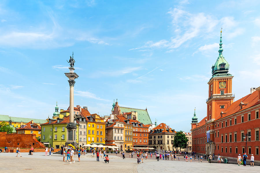 Castle Square of Warsaw Photograph by Syolacan