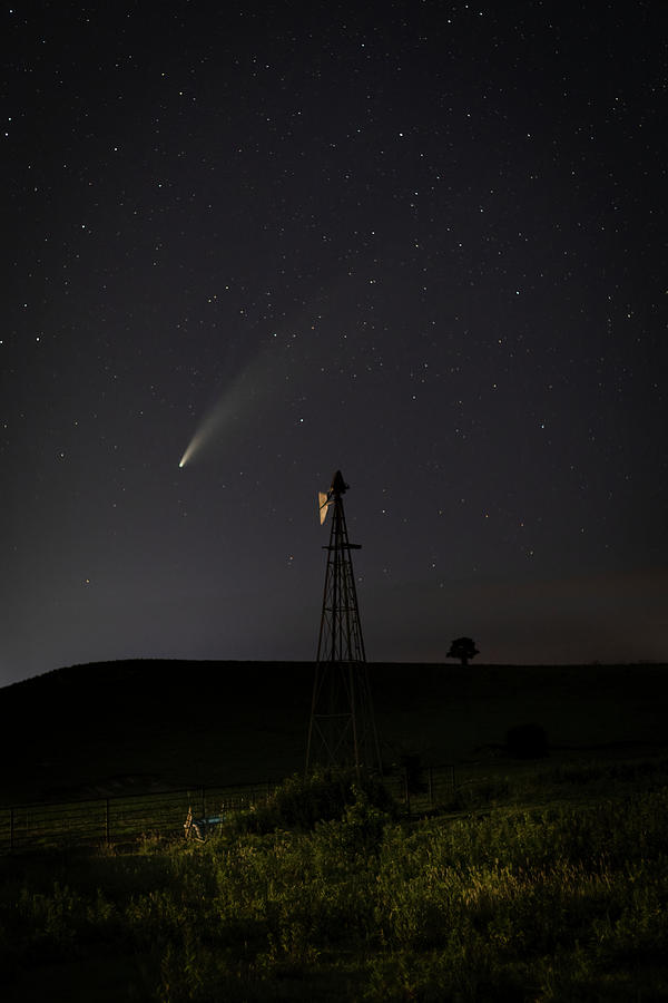 Fine Art America Photograph - Catching A Comet by Scott Bean