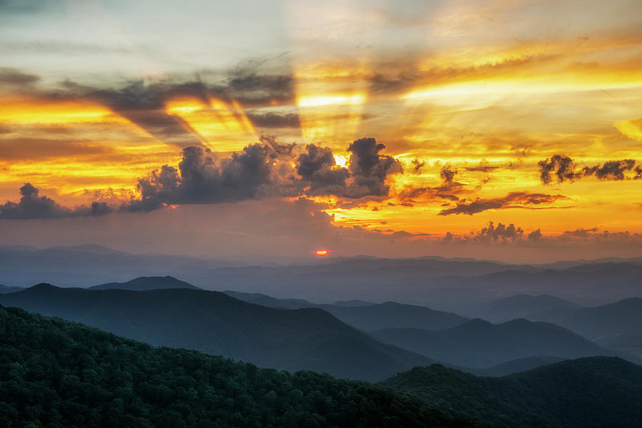 Catching Some Rays Over The Blue Ridge Mountains Photograph by Mark Papke
