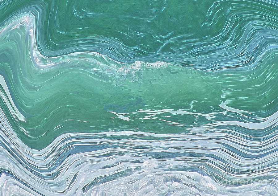 Catching Waves- Wave 4/1 Digital Art by David Hargreaves