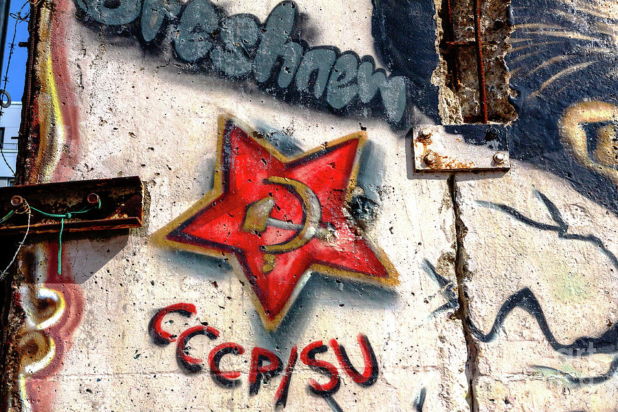CCCP Red Star on the Berlin Wall Photograph by John Rizzuto