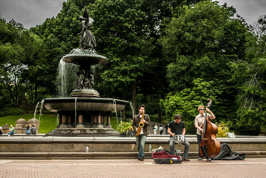 Central Park Buskers Photograph by Titoslack