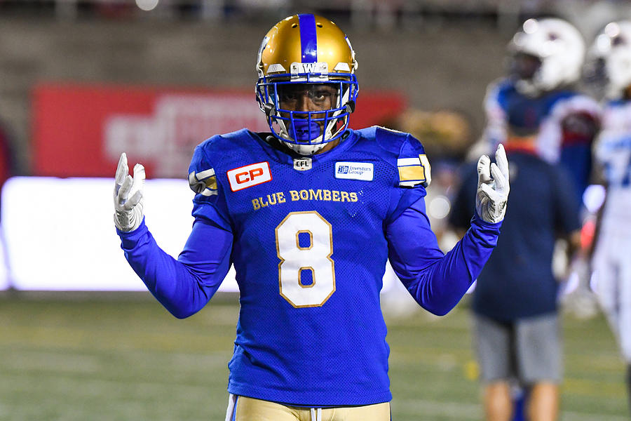CFL: AUG 24 Winnipeg Blue Bombers at Montreal Alouettes Photograph by Icon Sportswire