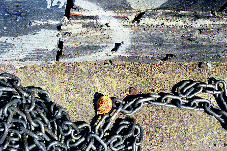 Chain With Pit Photograph by Sherry Mills - Fine Art America