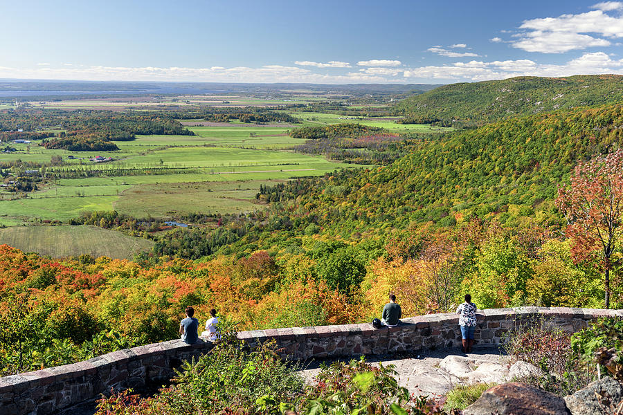Champlain Lookout in Gatineau Park Photograph by Michael Russell