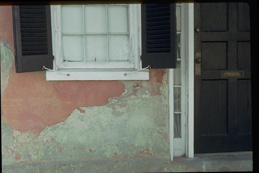 Charleston Wall Photograph by Patricia Greer