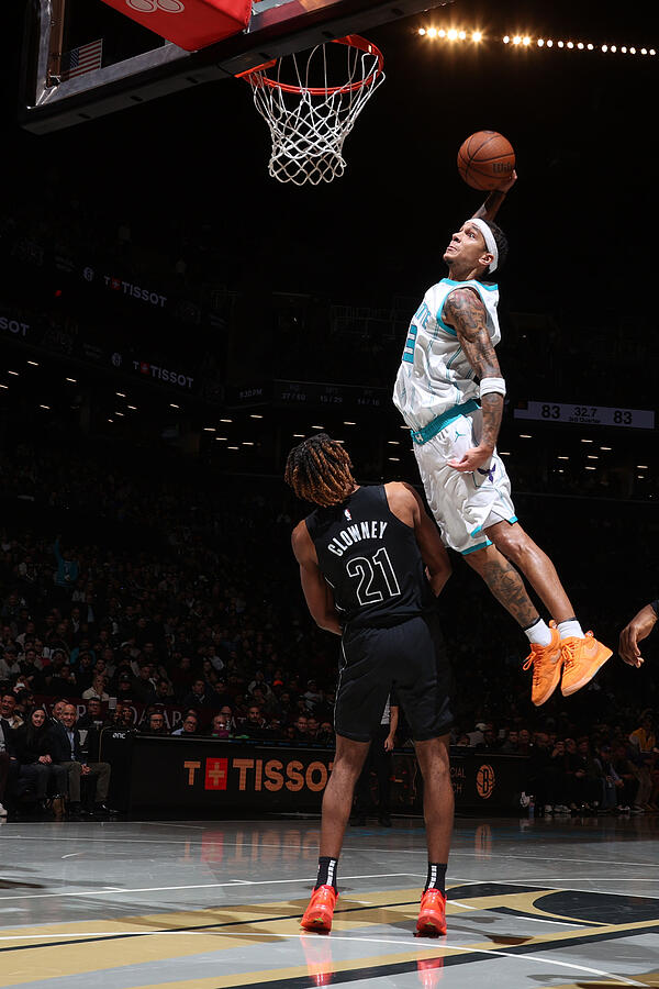 Charlotte Hornets v Brooklyn Nets - Emirates NBA Cup Photograph by Nathaniel S. Butler Charlotte Hornets v Brooklyn Nets - Emirates NBA Cup Photograph by Nathaniel S. Butler