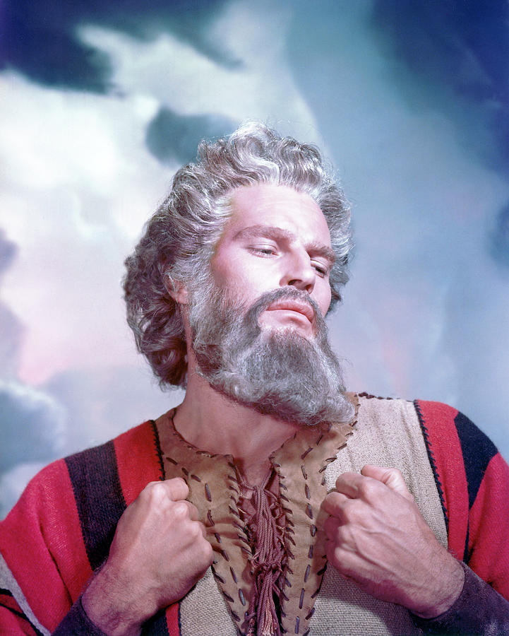 CHARLTON HESTON in THE TEN COMMANDMENTS -1956-, directed by CECIL B DEMILLE. Photograph by Album