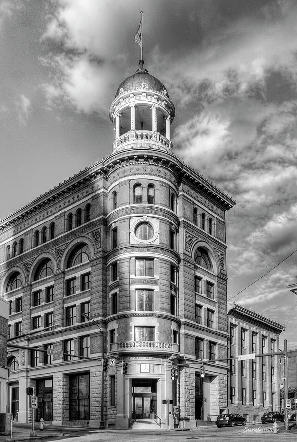 Chattanooga TN The Afternoon Glow B W The Dome Building Flatiron Architectural Art Photograph by Reid Callaway